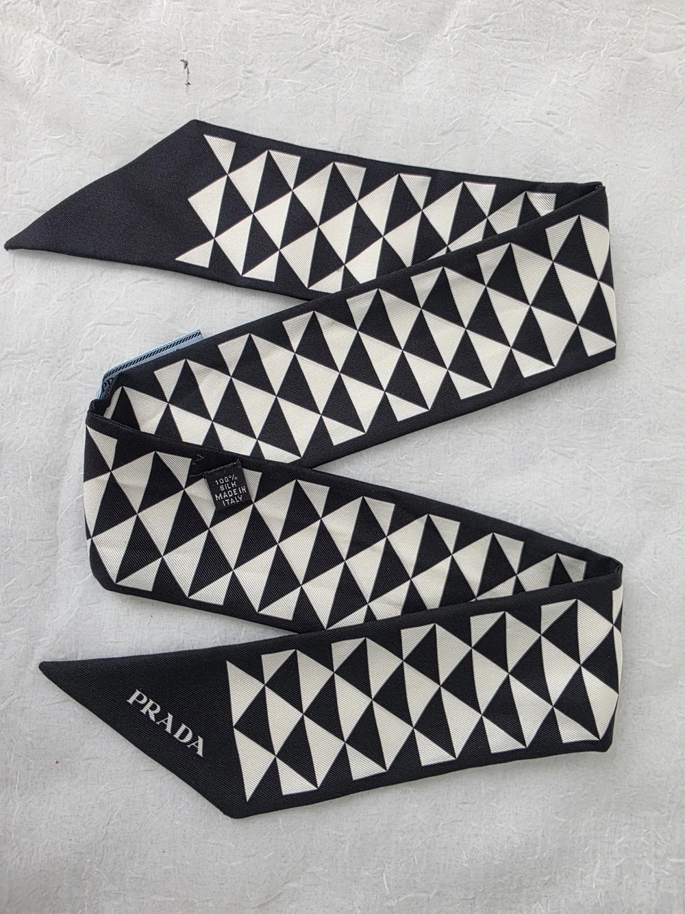 Auth Prada Triangle Geometric Silk Twilly - Picture 2 of 8